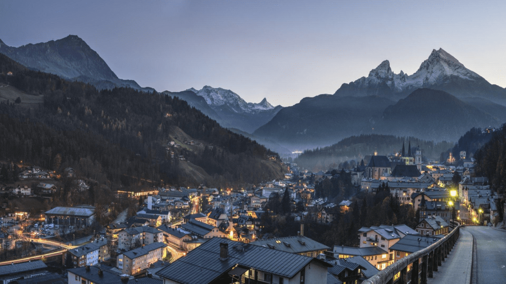 Exploring the Most Scenic Destinations in the Alps: A Journey Through Nature’s Masterpieces